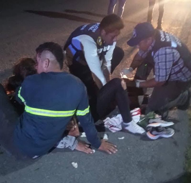 ¡DOS HERIDOS POR DERRAPÓN EN TLALIXCOYAN!