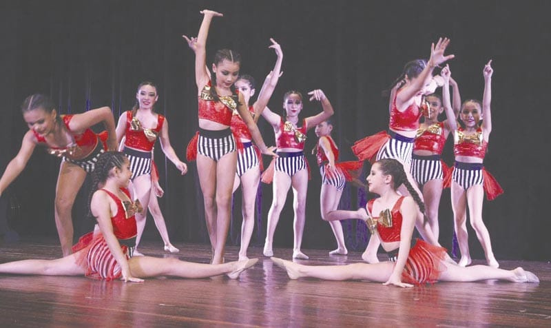 ¡GIMNASTAS ENCENDERÁN LA MAGIA EN SU GRAN GALA NAVIDEÑA!