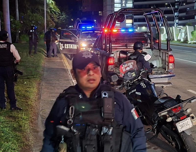 ¡SE ‘ENCABRONAN’ LOS AZULES Y SE VAN CONTRA FOTOREPORTERO!