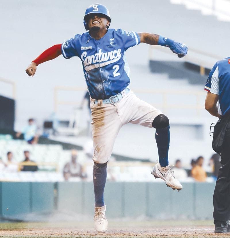 ¡JEREMY AROCHO LLEGA AL ÁGUILA!