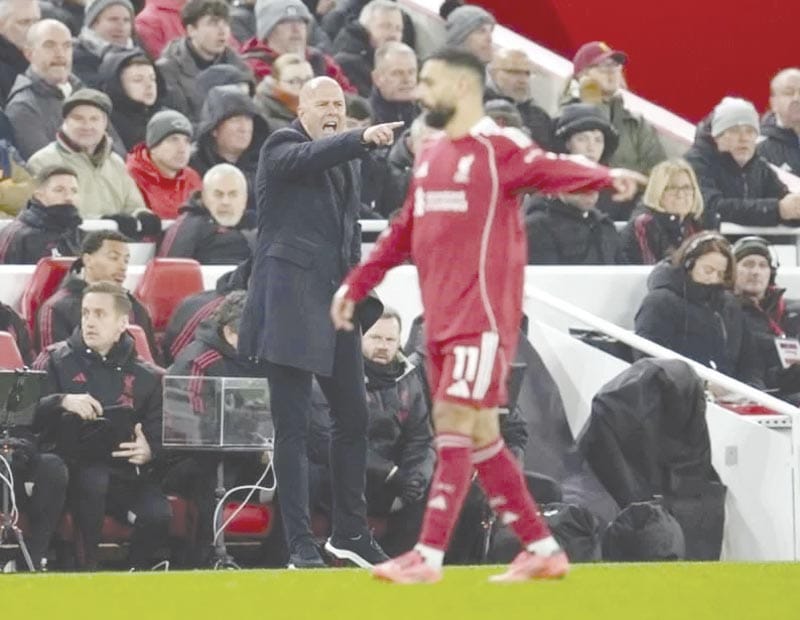 ¡SLOT HABLARÁ CON SALAH PARA RESOLVER SITUACIÓN EN LIVERPOOL!