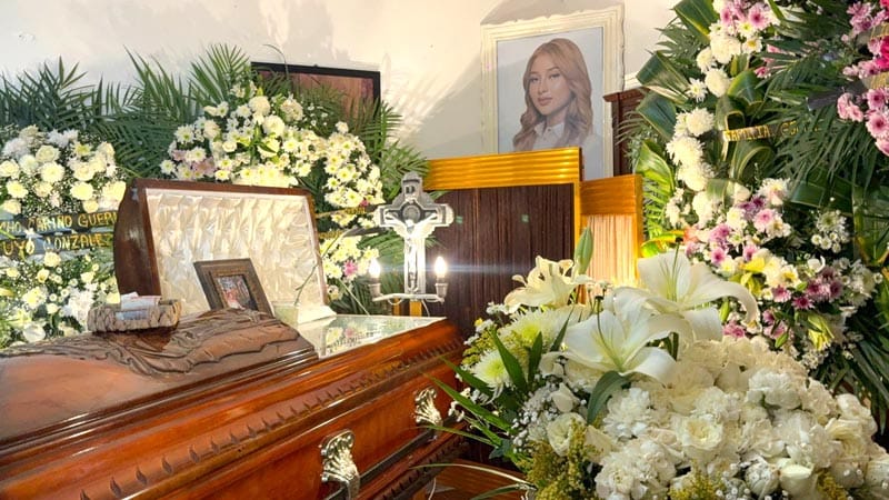 ¡ULTIMO ADIÓS! - A LUCERO