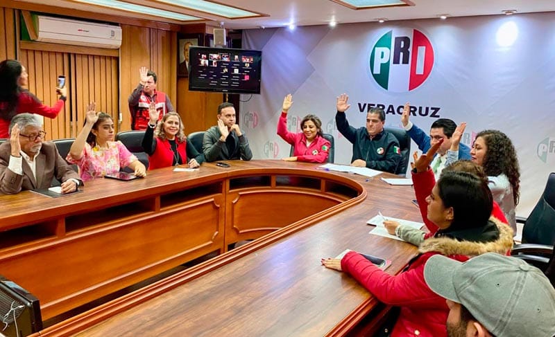 ¡SE VA EL FOFO! - DEL PRI