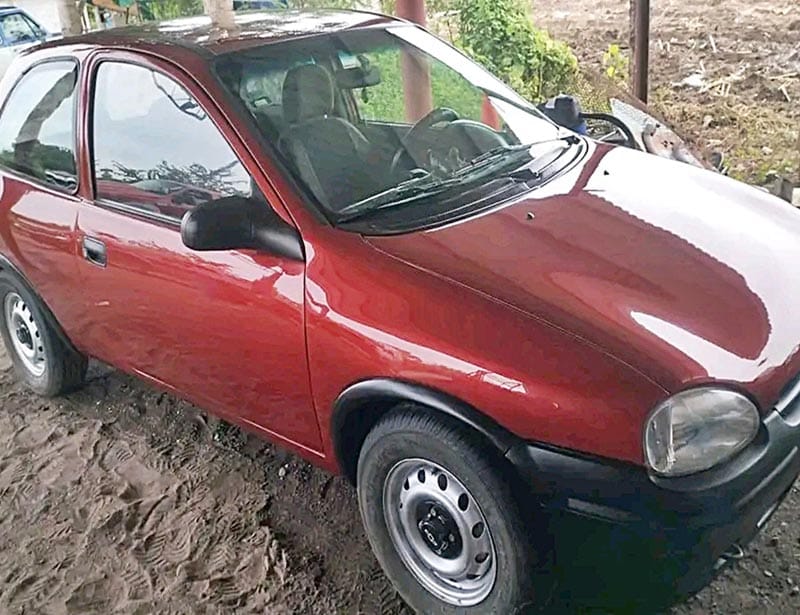 ¡ROBAN COCHE AFUERA DEL IMSS DE CUAUHTÉMOC!