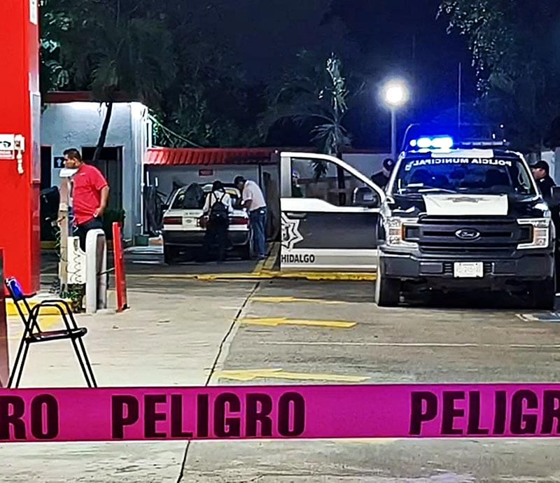 ¡RULETERO MURIÓ DENTRO DE SU TAXI!