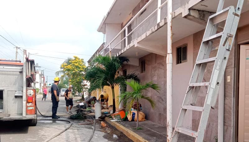 ¡VORAZ INCENDIO EN CASA DE LA IGNACIO ZARAGOZA!