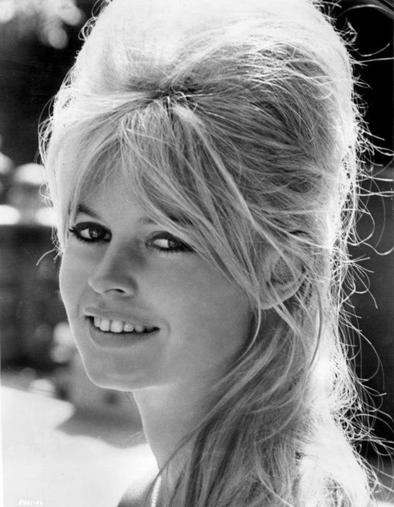 ¡MUERE BRIGITTE BARDOT! - ÚLTIMA HORA