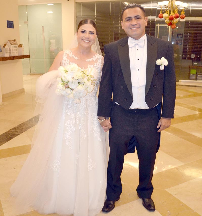 CAROLINA Y CHRISTIAN UNEN SUS VIDAS