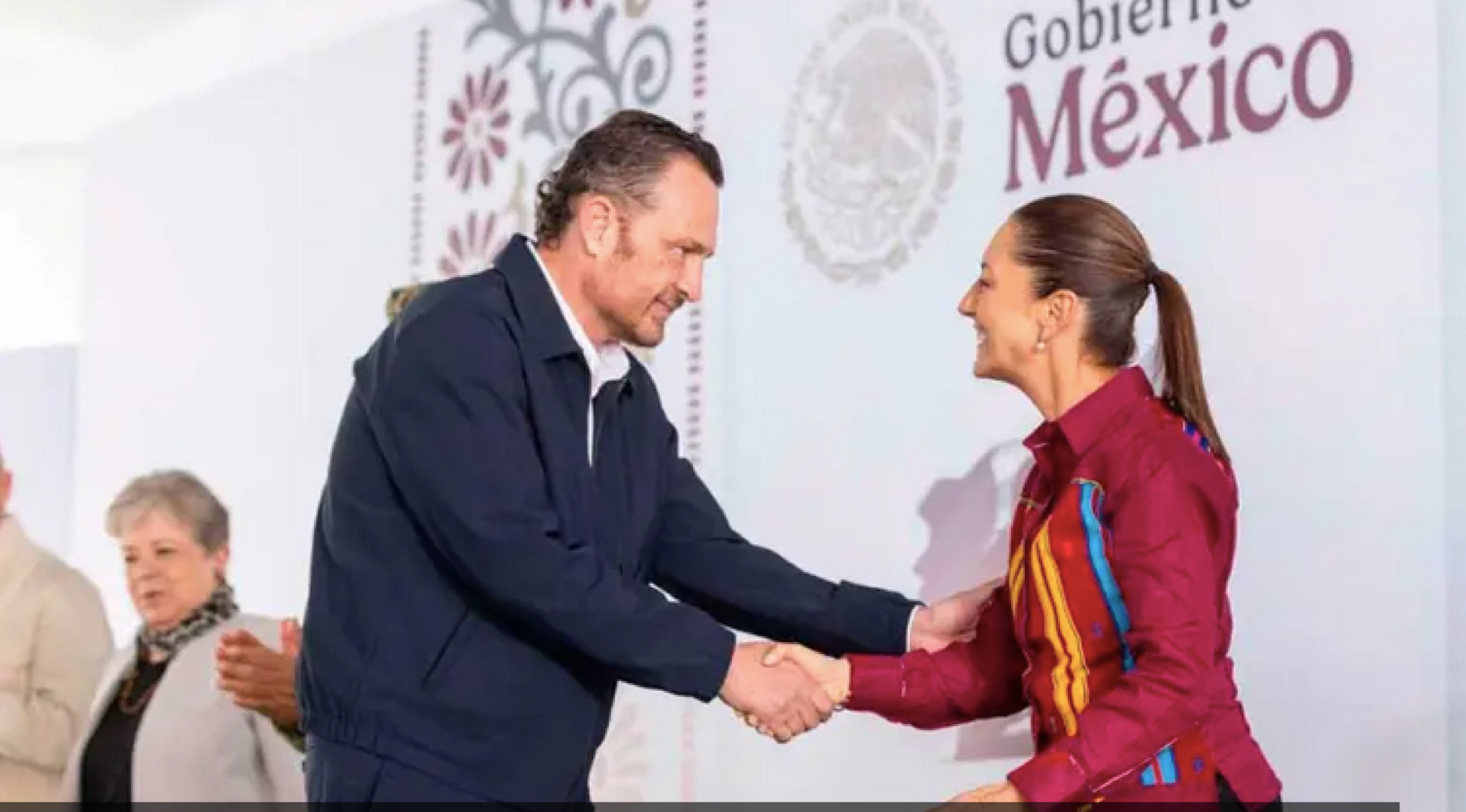 ¡SHEINBAUM Y KURI GONZÁLEZ, GOBERNADOR PANISTA DE QUERÉTARO SE ECHAN PORRAS!
