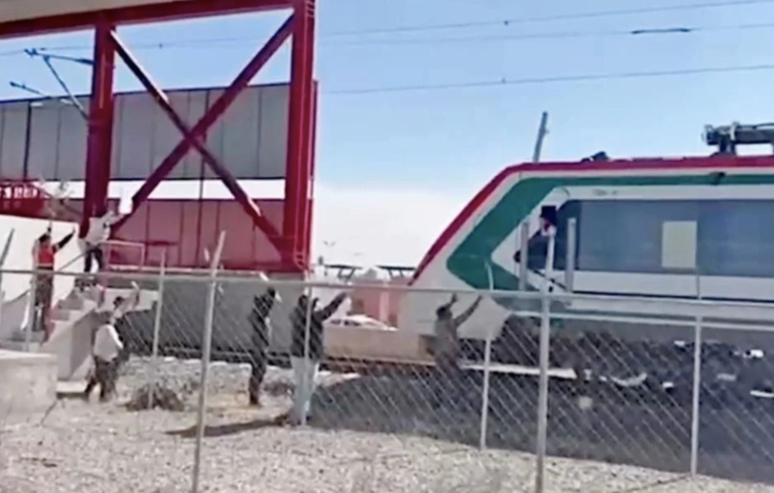 ¡PRECISA SHEINBAUM: “YO PEDÍ DETENER TREN AL AIFA”!