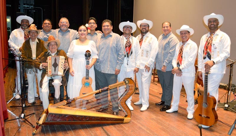 NEMATATLÍN CELEBRA 45 AÑOS MUSICALES