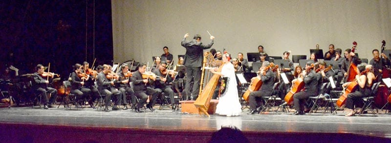 ORQUESTA, ARPA Y DANZA EN UN MISMO ESCENARIO