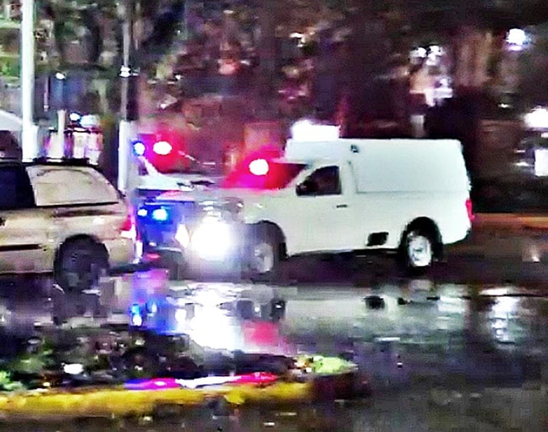 ¡ABUELITO MURIÓ DESNUCADO POR CAERSE EN LA FUNERARIA!