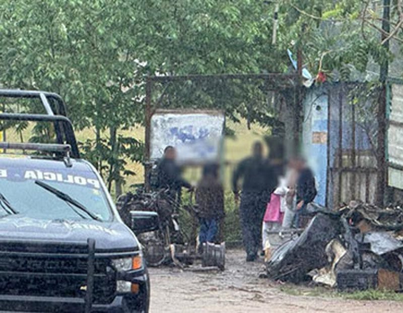 ¡IDENTIFICAN A TRES DE LOS MASACRADOS EN UNA CHATARRERA DE ACAYUCAN!