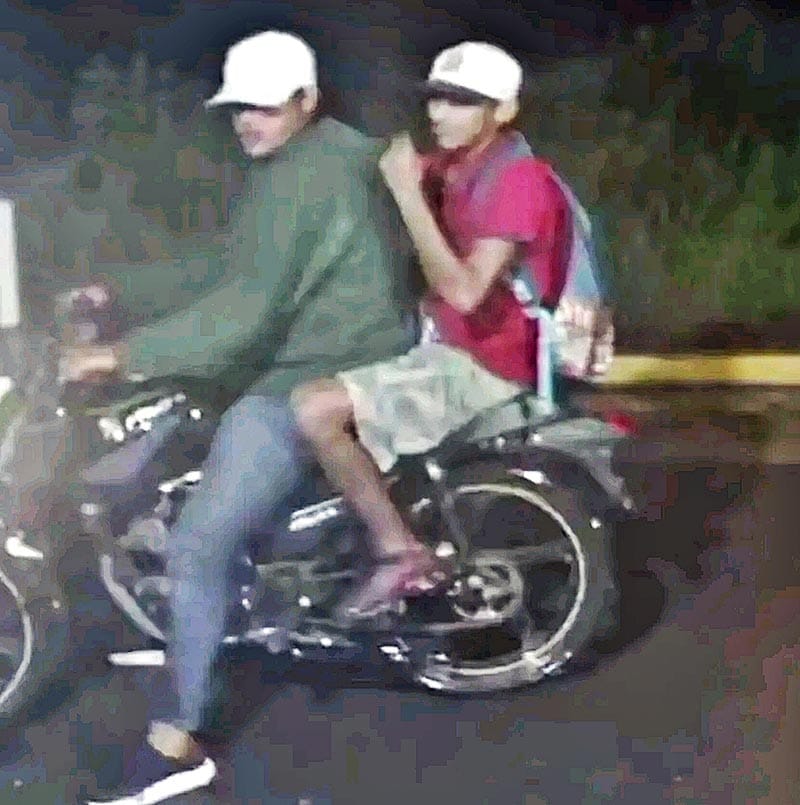 ¡“MOTO-RATONES” ROBAN CABLES DE INTERNET Y TELEFONÍA A LOS VECINOS!