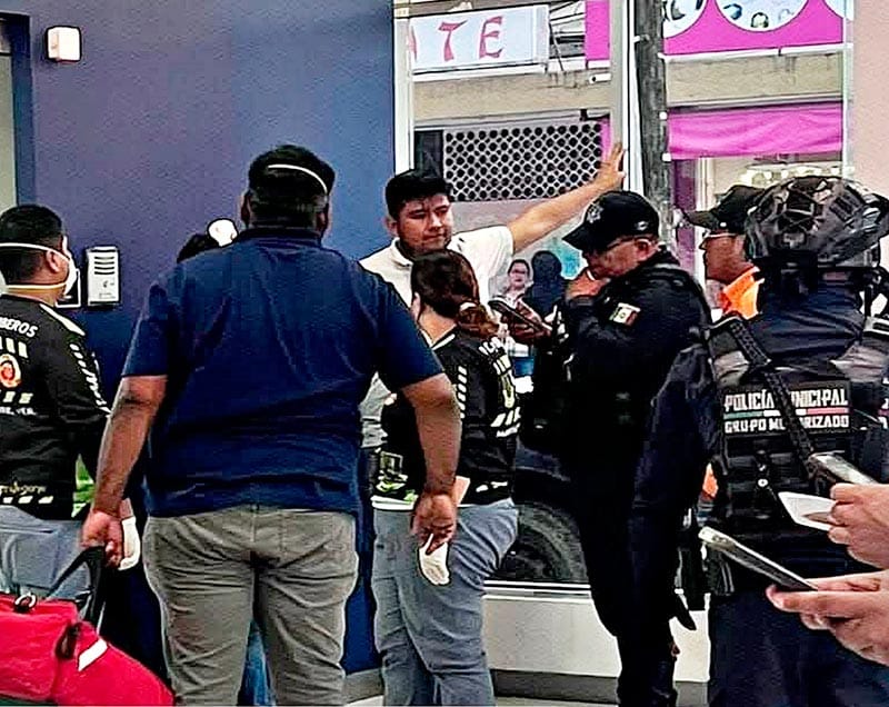 ¡LO ATACAN A CACHAZOS Y LE ROBAN 150 MIL PESOS!