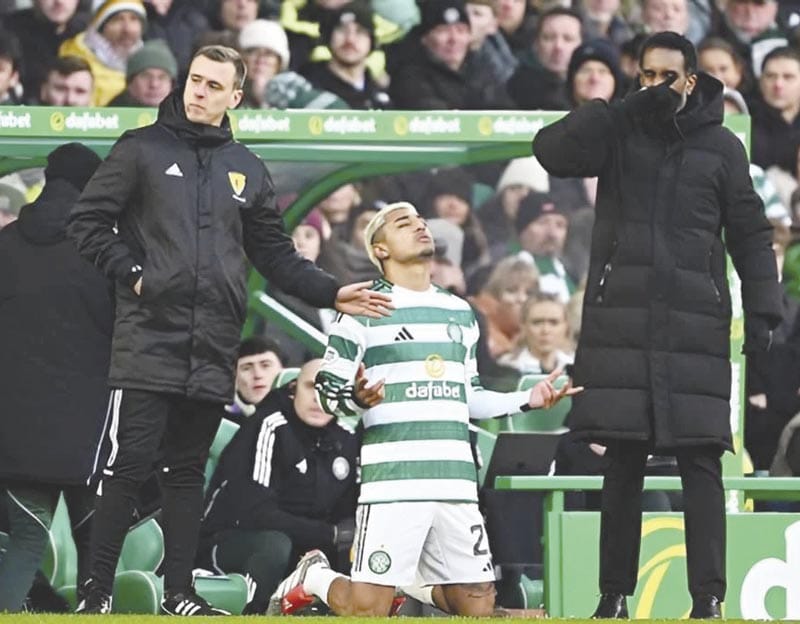 ¡DEBUTA JULIÁN ARAUJO CON EL CELTIC DE ESCOCIA!