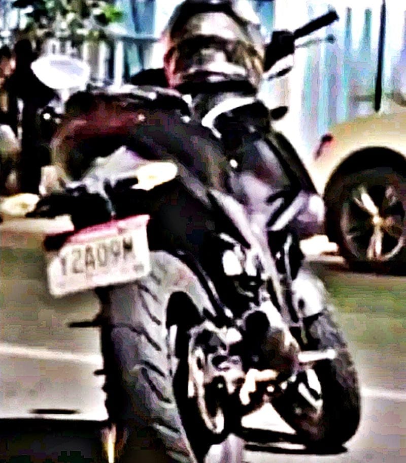 ¡ROBAN MOTO DE TRABAJADOR EN LA AVENIDA EJÉRCITO MEXICANO!