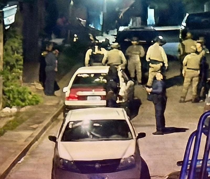 ¡BALEAN A TAXISTA! - DOS HOMBRES LE DISPARARON DESDE UNA MOTOCICLETA EN EL CENTRO DE PAPANTLA