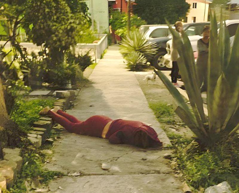 ¡ASESINAN A MUJER EN INFONAVIT DE TUXPAN!