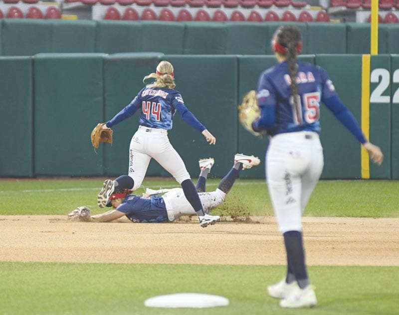 ¡OLMECAS FRENA AL ÁGUILA EN EL SOFTBOL!