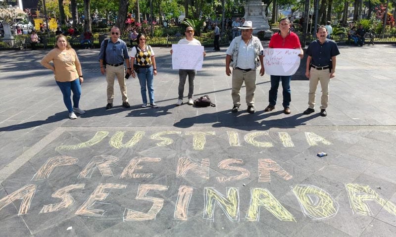 ¡PROTESTAN PERIODISTAS DE CÓRDOBA POR ASESINATO DE CARLOS CASTRO!