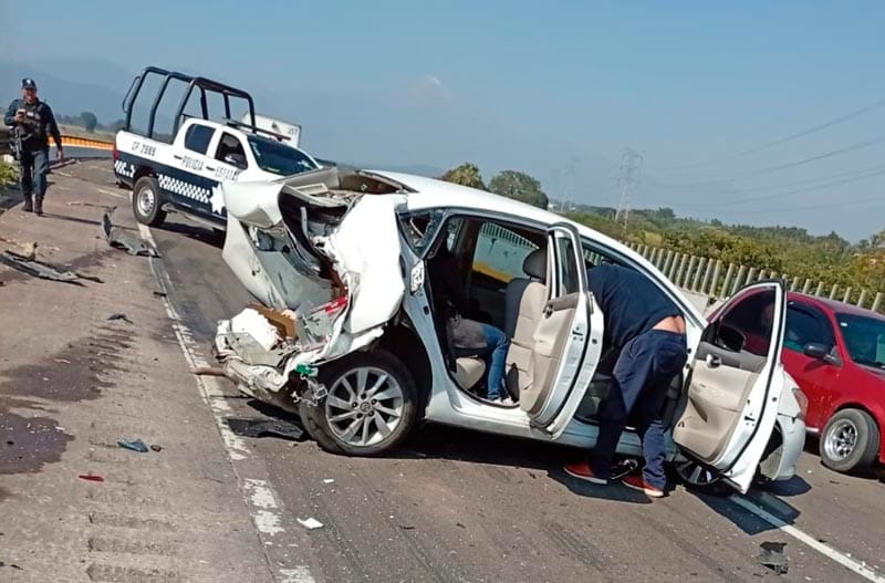 ¡CARAMBOLAZO EN LA AUTOPISTA!