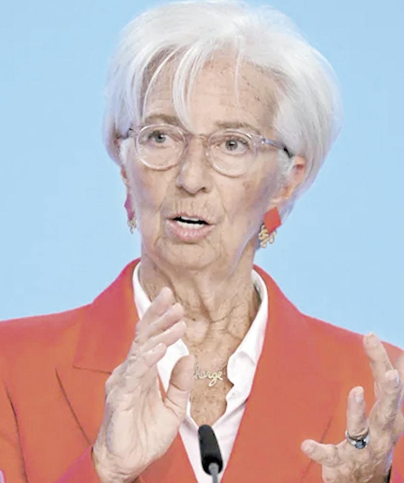 ¡CHRISTINE LAGARDE ABANDONA CENA EN DAVOS!