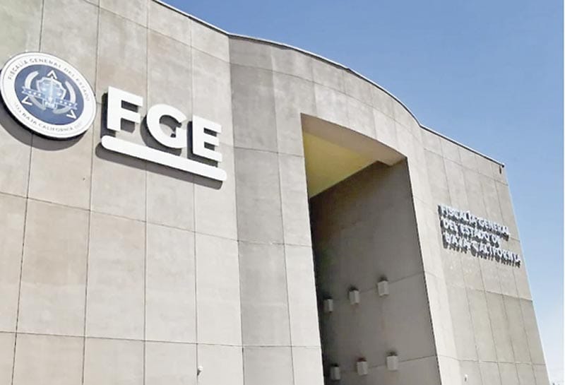 ¡ROBAN INFORMACIÓN DE AGENTES A FISCALÍA DE BAJA CALIFORNIA!