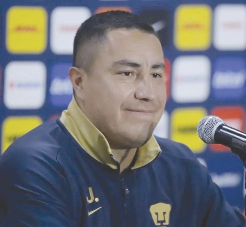 ¡PROMETE EFRAÍN JUÁREZ UNOS PUMAS MÁS DISCIPLINADOS!