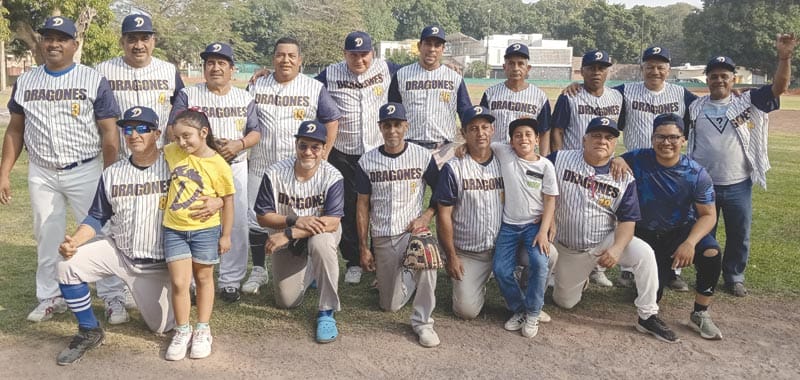 ¡TRIUNFOS DE DRAGONES, POLLOS Y C&A!