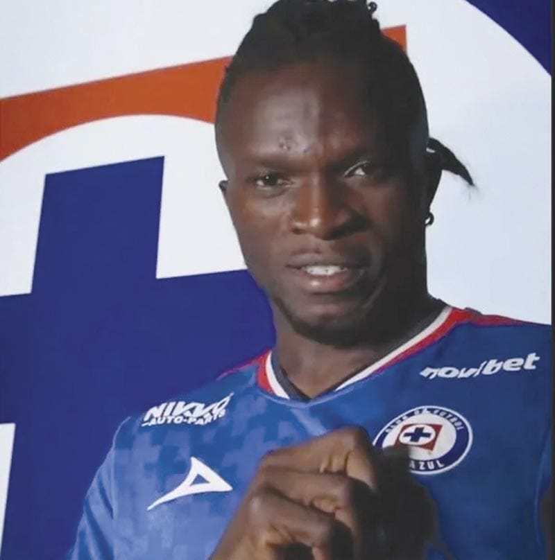 ¡PRESUME CRUZ AZUL A SU NUEVO DELANTERO NIGERIANO, EBERE!