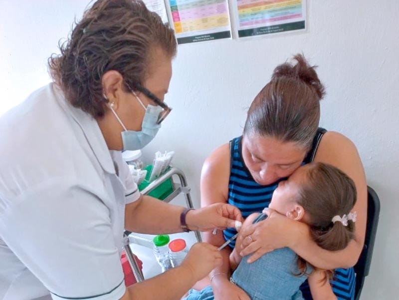 ¡BUSCAN ENFERMERAS EN EL IMSS! - *Para campaña de vacunación en Semanas Nacionales y especiales