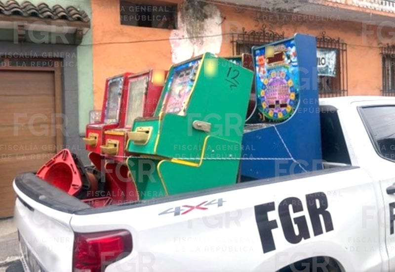 ¡ASEGURA LA FGR 30 MÁQUINAS TRAGAMONEDAS EN OPERATIVO EN XALAPA!