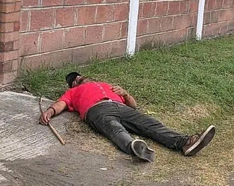 ¡TERMINÓ NOQUEADO EN RIÑA CALLEJERA!