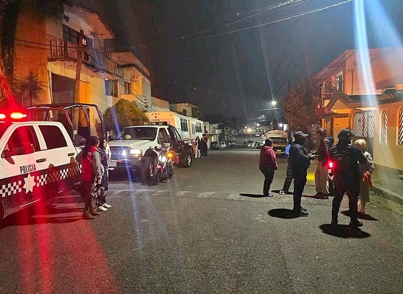 ¡AL CALOR DE LAS COPAS GOLPEÓ A DOS MUJERES!