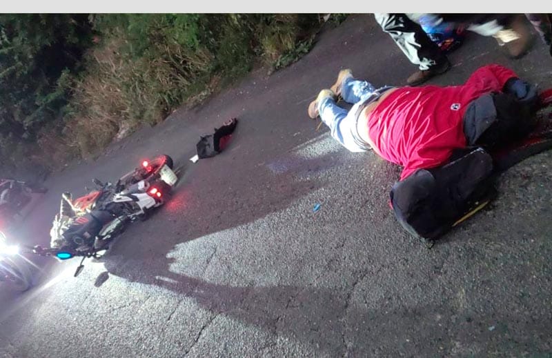 ¡DOS FALLECIDOS DEJÓ CHOQUE DE MOTOCICLISTA CONTRA UN CICLISTA!