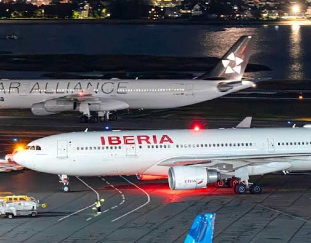 ¡SIN COMBUSTILE! - EN AEROPUERTO DE CUBA