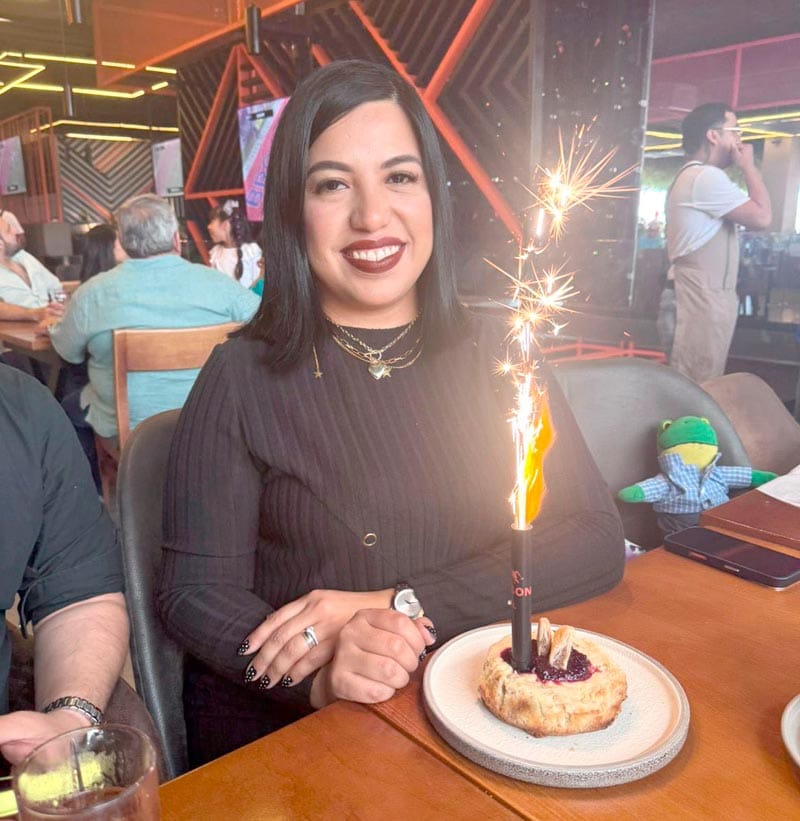 AFECTUOSO SALUDO A VIRIDIANA PEDRAZA…