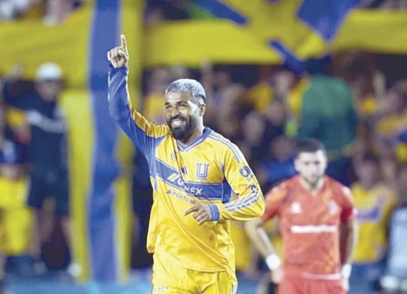 ¡DOBLETE DEL ‘BÚFALO’, TIGRES GOLEA Y AVANZA A OCTAVOS!