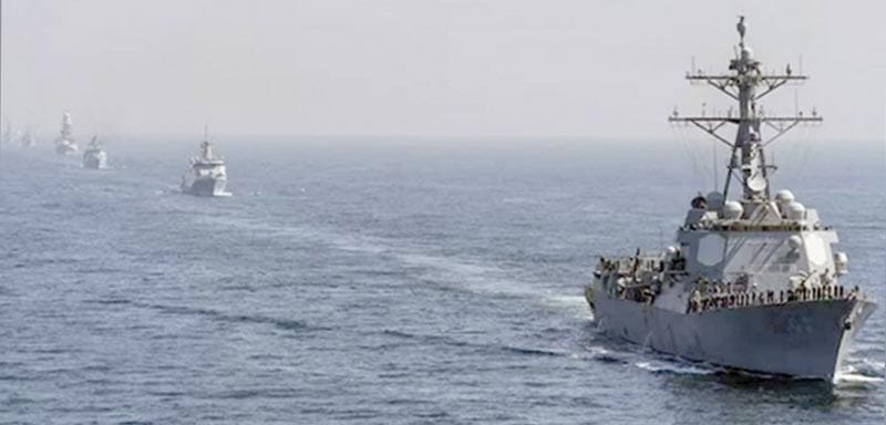 ¡DOS BUQUES DE LA MARINA DE EU CHOCAN EN EL CARIBE!