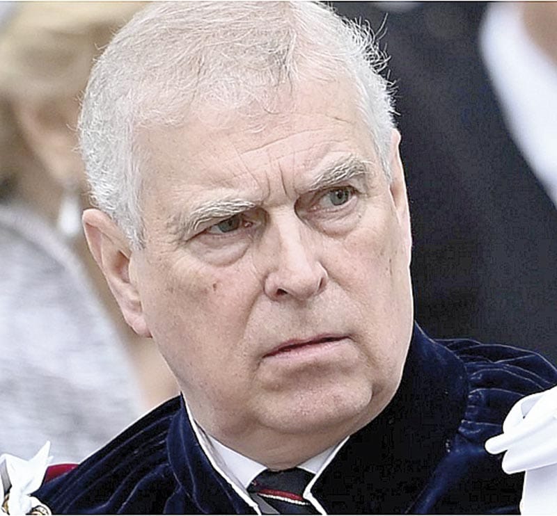 ¡DETIENEN 11 HORAS AL EX PRÍNCIPE ANDRÉS!