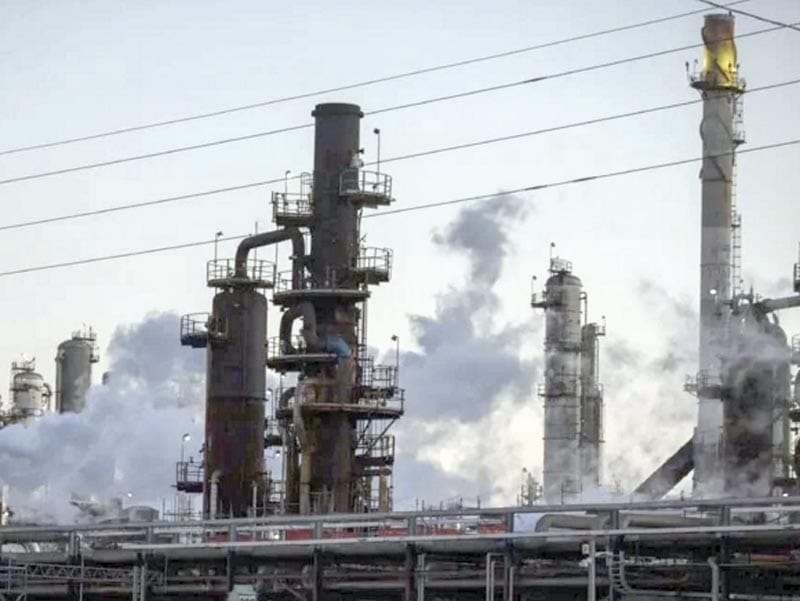 ¡CHEVRON APUESTA POR VENEZUELA MIENTRAS CAEN LAS GANANCIAS DE LAS GRANDES PETROLERAS!