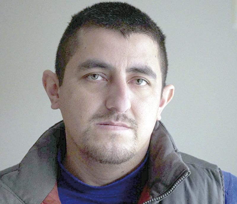 ¡MIGRANTE CON 8 FRACTURAS EN EL CRÁNEO DURANTE ARRESTO DE ICE!