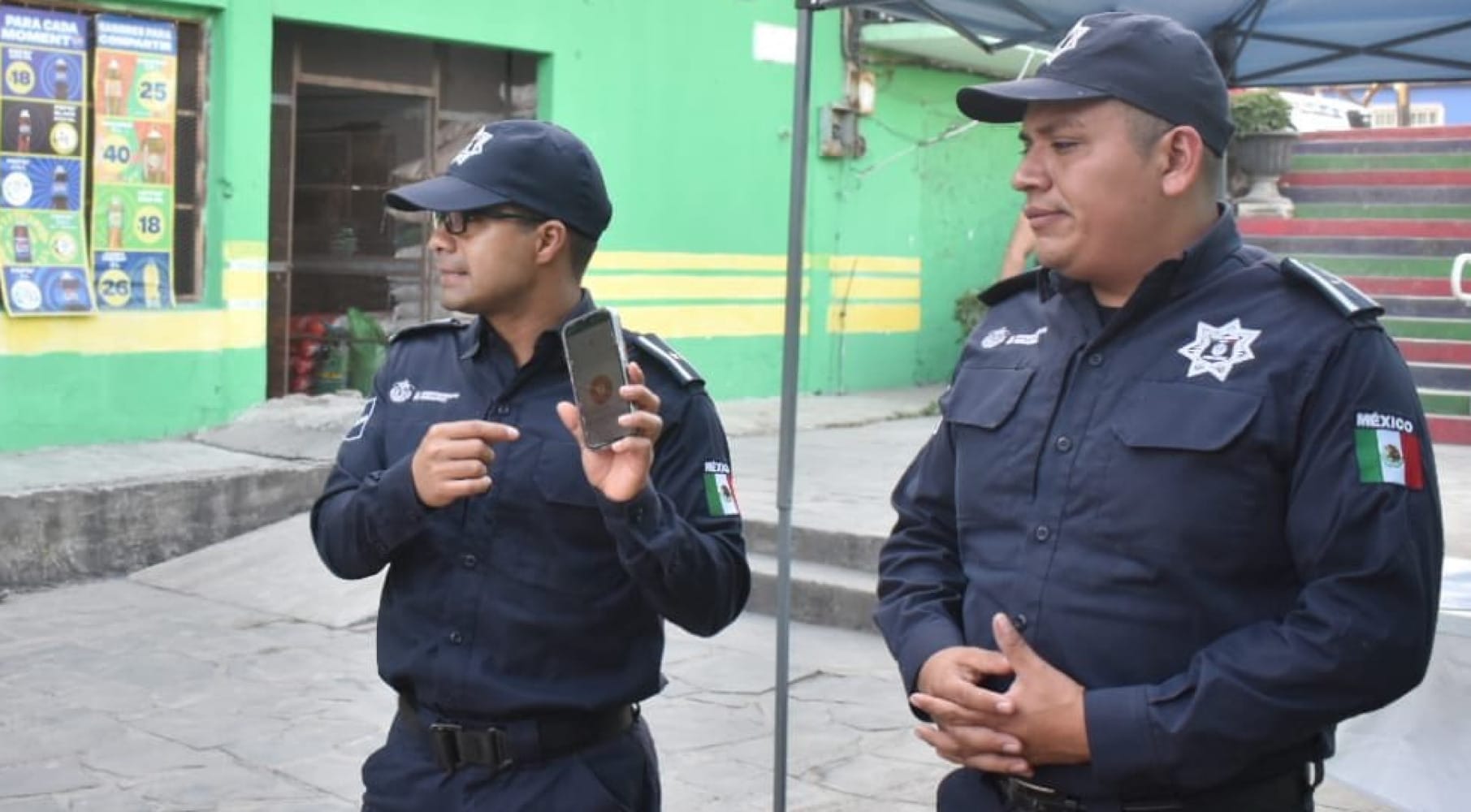 ¡ASALTANTE CON PISTOLA ROBA MOCHILA CON 29 MIL PESOS!