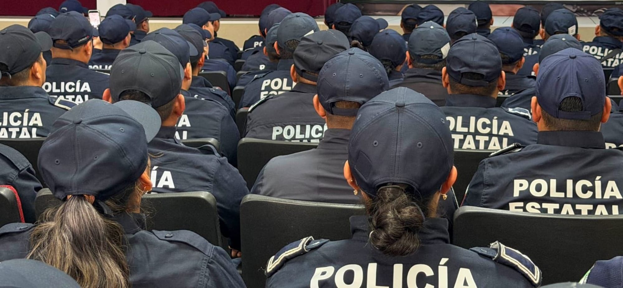 ¡QUERÍAN DESCALABRAR A POLICÍAS Y LOS DETIENEN!