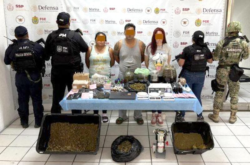 ¡TRES NARKIKIRIS DETENIDOS EN CATEO DE FUERZAS FEDERALES Y ESTATALES EN XALAPA!