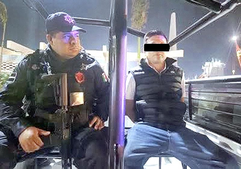 ¡DETIENEN A PRESUNTO ACOSADOR DE DOS MENORES EN MERCADO DE ARTESANÍAS!