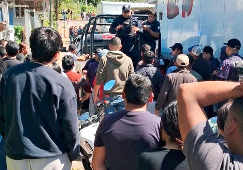 ¡POBLADORES RETIENEN Y GOLPEAN A DOS LADRONES!