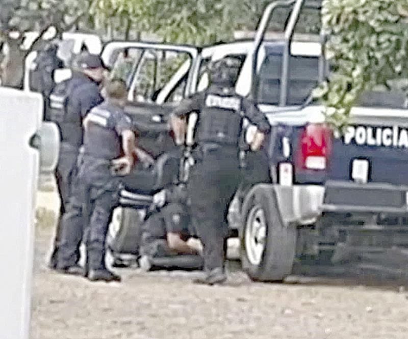 ¡ATACAN A LA POLICÍA ESTATAL!